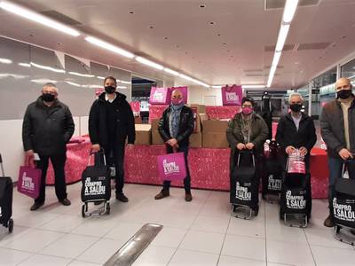Salou reparteix 1.900 productes d’alimentació i higiene a Càritas, Creu Roja i Eluzai per tal d’ajudar les famílies més vulnerables