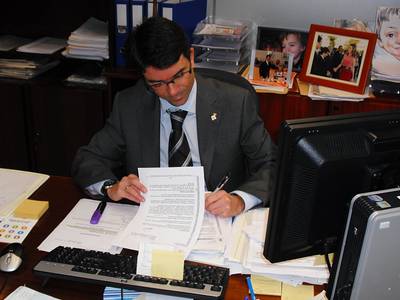 Serveis Interns aconsegueix reduir la despesa en transport escolar i treballs de platges oferint el mateix servei a la ciutadania