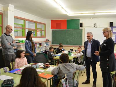 El alcalde Pere Granados visita varios centros educativos de Salou para dar la bienvenida al inicio del curso 2019-2020
