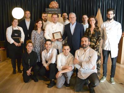 Salou reconoce al chef Pep Moreno y al Restaurante Deliranto por incluir el municipio dentro de la ruta de las estrellas Michelin