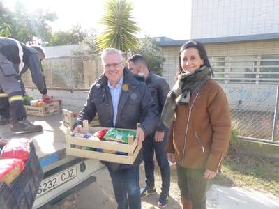 Cáritas y Eluzai reciben más de 800kg de alimentos obtenidos en el día solidario del Parc Infantil de Nadal