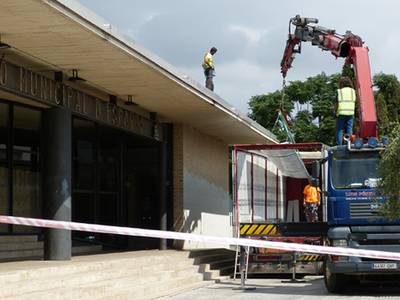 Se inician las obras de mejora de la cubierta del pabellón polideportivo de Salou