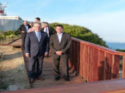 El Puerto de Tarragona y el Ayuntamiento de Salou inauguran el nuevo mirador del Faro de Cap Salou