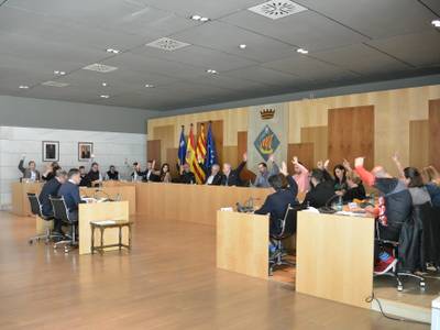 El último pleno del año 2019 aprueba, por unanimidad, el proyecto de obras de pavimentación de 4 zonas de aparcamiento público en el municipio de Salou