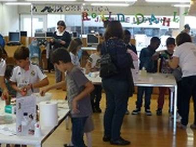 La biblioteca de Salou celebra 24 anys d’història amb una gran festa de contes i tallers per a la canalla