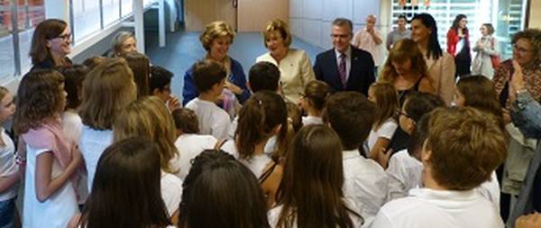 La consellera d’Ensenyament visita Salou amb motiu del Consell Escolar de Catalunya