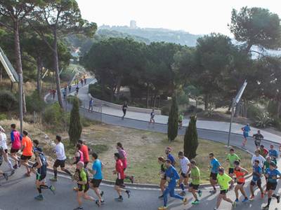Cerca de un millar de atletas tomarán parte en la freshwave® Media Maratón de Salou este domingo