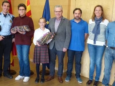 Dos estudiantes de la Escuela Elisabeth sobresalen en dos concursos de educación vial en el municipio