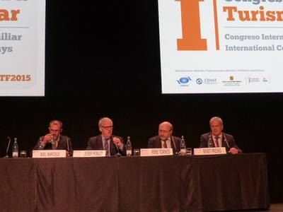 El primer Congreso de Turismo Familiar se inaugura con la vista puesta en la excelencia, la sostenibilidad y la competitividad