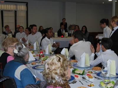 Comida de clausura del proyecto "Recuerdos Gastronómicos", en el Hotel 4R Playa Park de Salou