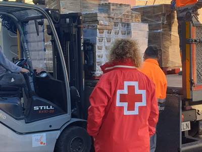 Cruz Roja Salou recibe 6 toneladas de alimentos del Fondo de Ayuda Europea para las Personas Más Desfavorecidas (FEAD), para repartirlos a 90 familias vulnerables