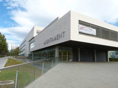 El alcalde de Salou insta a la Generalitat a modificar el sistema de cálculo de los contagios y a recuperar los horarios comerciales de los municipios turísticos