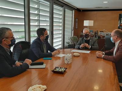 El alcalde de Salou mantiene una reunión con el director de la Agència Catalana de Turisme para poner en común líneas de trabajo que dinamicen el sector turístico, a través de la creación de nuevos productos