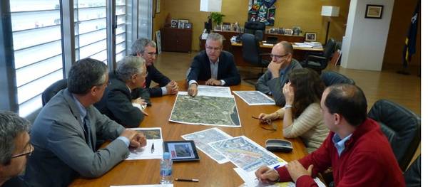 El alcalde de Salou se reúne con técnicos de ADIF