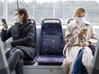El alcalde Pere Granados pide a la Subdelegación del Gobierno y a la Generalitat que suministren una cantidad suficiente de mascarillas para los trabajadores y trabajadoras de Salou que usen el transporte público