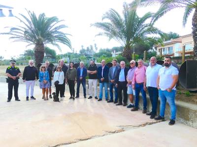 El Ayuntamiento construye una rotonda al final de la calle Vaporet para mejorar el área geográfica denominada 'Racó de Salou' y la movilidad de la zona