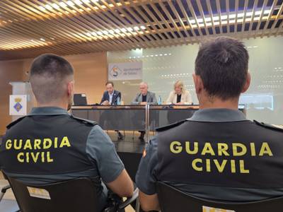 El Ayuntamiento de Salou acoge una jornada técnica dirigida al sector náutico y del buceo