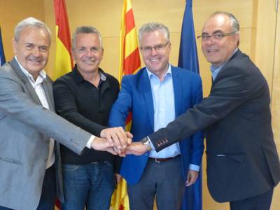 El Ayuntamiento de Salou, el Patronato de Turismo y la Asociación Hotelera firman el primer acuerdo de colaboración conjunta de promoción