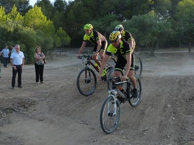 El Ayuntamiento de Salou junto con la Asociación Ciclista Salou ponen en marcha un doble circuito de Cross Country, para adultos y niños