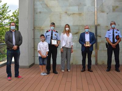 El Ayuntamiento de Salou otorga una placa de reconocimiento a la labor desarrollada por el Jefe de los Mossos d'Esquadra de Salou y Vila-seca, Eduard Blanch