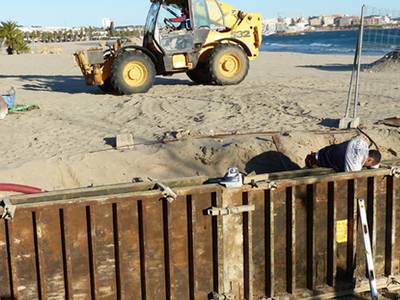El Ayuntamiento de Salou repara todas las salidas de pluviales de la playa de Poniente