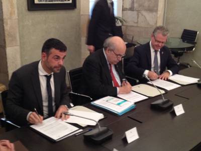 El Ayuntamiento de Salou y la Generalitat de Catalunya firman el acuerdo para invertir más de 30 millones de euros en el municipio