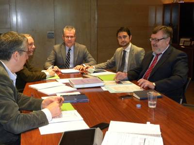 El Ayuntamiento de Salou y la Generalitat se sientan juntos en la primera reunión de trabajo para planificar grandes inversiones en el municipio