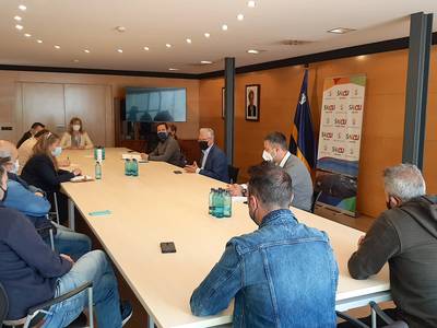 El Ayuntamiento y el sector de la restauración quieren impulsar acciones de promoción