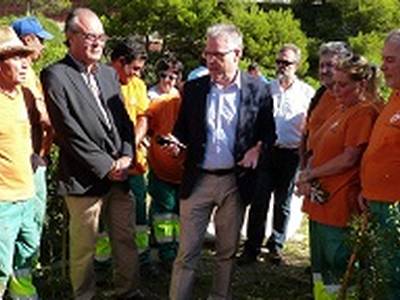 El conveni entre l’Ajuntament i la Fundació ONADA ha permès contractar 23 persones per a realitzat treballs en una zona del Camí de Ronda