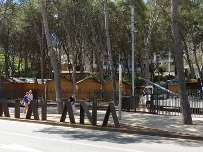 El Mercado de Noche de la Masía Catalana de Salou abre sus puertas