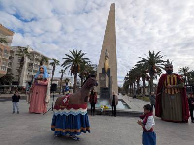 El paseo Jaume I acoge el acto institucional del 60.º aniversario del monumento al conquistador