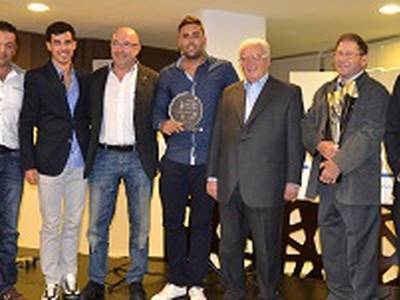 El patrón Boris Villanueva con la embarcación Morabito gana la 40 edición de la fiesta del calamar de Salou