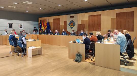 El plenario del Ayuntamiento de Salou aprobará mañana miércoles una declaración institucional instando a la aprobación inmediata del Plan Director Urbanístico (PDU) por parte del Consorcio del Centro Recreativo y Turístico (CRT)