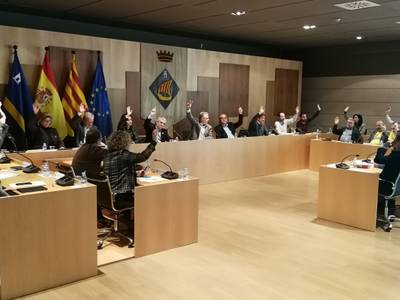 El pleno del Ayuntamiento aprueba la congelación de las ordenanzas fiscales para 2019