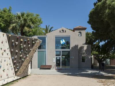 El Punto de Información Juvenil (PIJ) de la Masía Tous de Salou reabre sus puertas para asesorar, de forma presencial, a la juventud