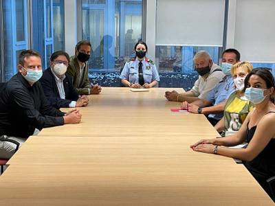 El tejido comercial de Salou y Cambrils se reúne con Mossos para establecer las líneas de trabajo conjunto para garantizar un comercio seguro y responsable