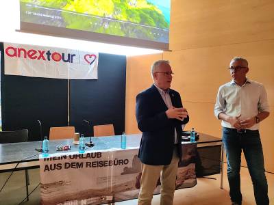 El turoperador 'Anex Tour' explora los atractivos de Salou como destino turístico de primer nivel