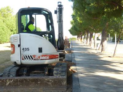 En marcha las obras de mejora del carril bici de la avenida Pere Molas