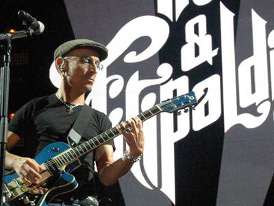 Fito & fitipaldis atrae casi 5.000 personas en Salou