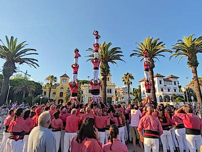 📸 GALERIA: Salou arropa la actuación de la Colla Vella dels Xiquets de Valls
