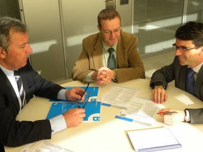 L’Ajuntament de Salou signa un acord amb el Banc Sabadell que ofereix avantatges exclusius al personal del consistori per domiciliació de nòmina