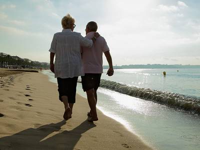 La capital de la Costa Dorada busca nuevos mercados de turismo Senior Europeo