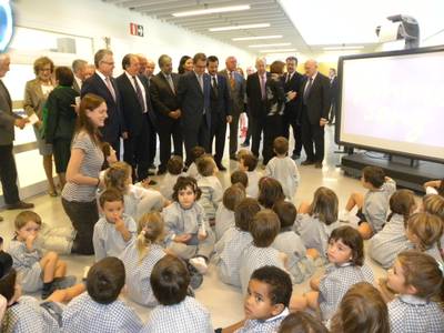 La Escuela Internacional del Camp otorga la primera beca de estudios en excelencia Joan Gumà una alumna de Salou