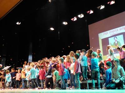 La Escuela Municipal de Música de Salou celebra el acto central del 25 aniversario con el estreno de la cantata 'Sa ... Sa ... Salou'