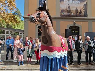 La Mulasseta de Salou estrena su baile protocolario