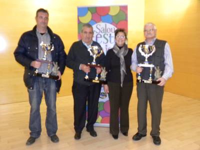 La pareja Rodríguez-Navarro, ganadores del campeonato de butifarra de Fiesta Mayor