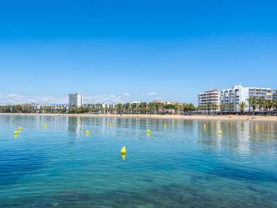 La playa de Llevant de Salou es la segunda más concurrida del mundo