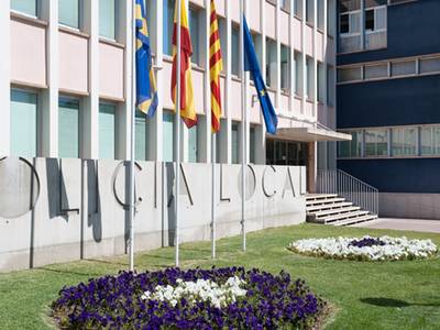 La Policía de Salou finaliza la adaptación de las emisoras para integrarse en la Xarxa Rescat