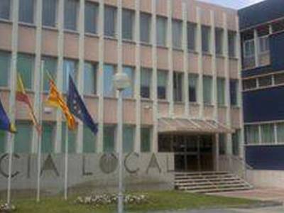 La Policía Local de Salou realiza una charla formativa con comerciantes y pymes