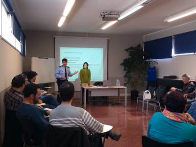 La Policía Local se forma en mediación para prevenir y reconducir conductas violentas